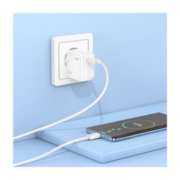 شارژر دیواری 30 وات هوکو مدل C112A PD به همراه کابل تبدیل Type-C