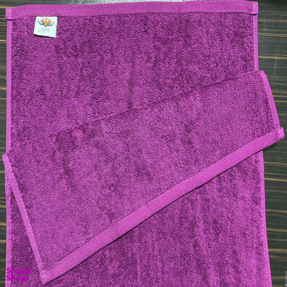 حوله دستی شایسته مدل تبسم سایز 30x58 سانتی متر