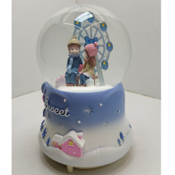 گوی موزیکال مدل پمپی و گردان طرح داستان عاشقانه برفی