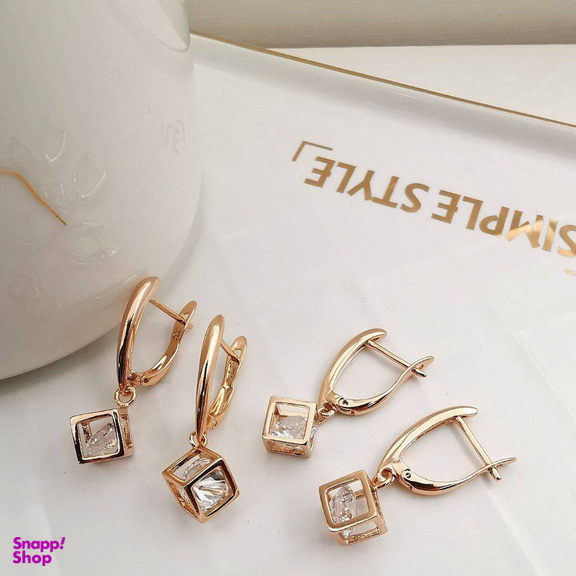 گوشواره زنانه ژوپینگ مدل مکعب نگین دار کد 3335