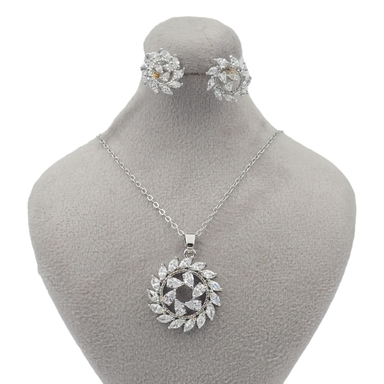 نیم ست زیور زنانه وای اس ایکس مدل کریستال سواروسکی طرح جواهر کد swar1568009