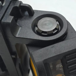 تراز لیزری طرح دیوالت مدل 50M