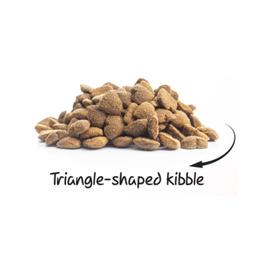 غذا خشک گربه نابالغ سولواس مدل بچه گربه طعم ماهی وزن ۱۲ کیلوگرم