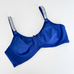 ست شورت و سوتین زنانه نوشه پوش مدل فنردار توری کد 90105 رنگ آبی تیره