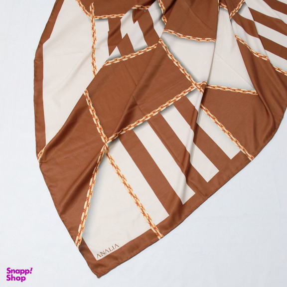 روسری زنانه آنالیا مدل ابریشم دست دوز طرح زنجیری کلاسیک کد ana-2821