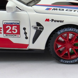 ماکت ماشین ناب سل مدل بی ام و ام 8 فلزی چراغدار BMW M8 GT همراه با جاسوییچی