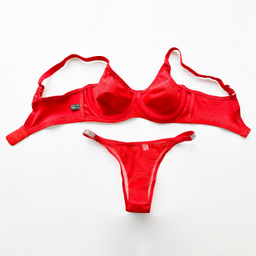 ست شورت و سوتین زنانه نوشه پوش مدل فنردار توری کد 90106 رنگ قرمز