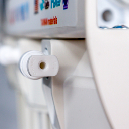 دستگاه تصفیه آب خانگی آکواپرمیوم مدل A6RO6-FG-TM