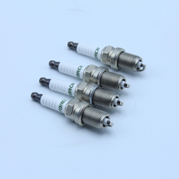 شمع خودرو بنزینی و گازسوز ایساکو کد 1040300499