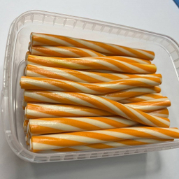 پاستیل پیچشی روغنی با طعم پرتقال خامه مارابو وزن 900 گرم