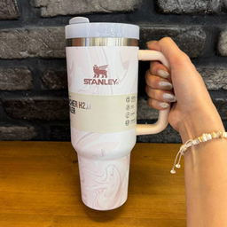 تراول ماگ استنلی طرح ابروباد مدل Quencher H2.0 Tumbler گنجایش 1.18 لیتر