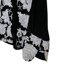 مانتو زنانه مدل ولوت رنگ مشکی