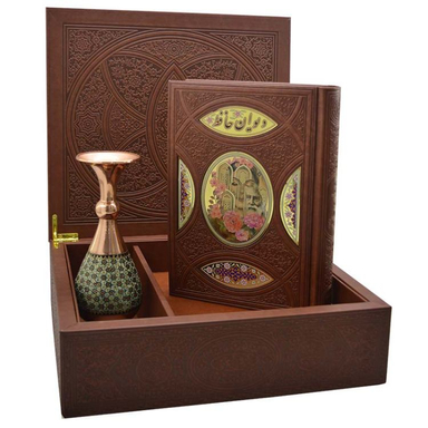 کتاب دیوان اثر حافظ انتشارات هلیا به همراه گلدان خاتم کاری