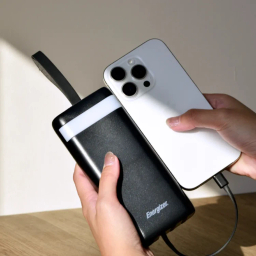 پاوربانک انرجایزر مدل UE20070PQ ظرفیت 20000 میلی‌ آمپر ساعت