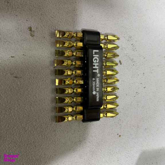 سری پیچ گوشتی یک سر چهارسو یک سر دو سو لایت مدل SMT-LIGHT-JAPAN-8065SP بسته 10 عددی