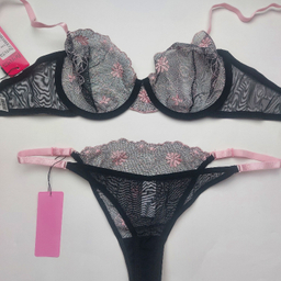 ست شورت و سوتین زنانه برتا کد 2020BS رنگ مشکی