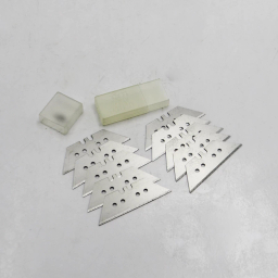 تیغ کاتر فورد مدل ذوزنقه ای کد YP-FHT0404-10PCS مجموعه 10 عددی