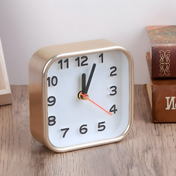 ساعت عقربه‌ ای رومیزی مدل CY2109