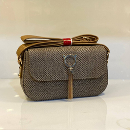 کیف رودوشی زنانه طرح دیور مدل گربه ای کد 4127