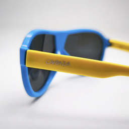 عینک آفتابی بچگانه کارازا مدل خلبانی پیوسته کد S895_c5 رنگ آبی زرد