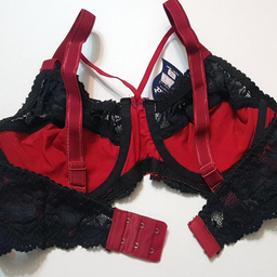 ست شورت و سوتین زنانه پانیذ مدل گیپور گل دار کد 9007 رنگ زرشکی