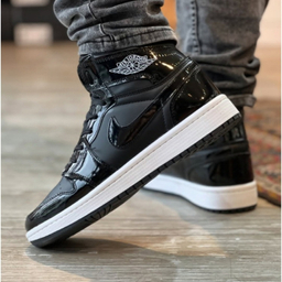 کفش پیاده روی کد 075 طرح نایک جردن رنگ مشکی