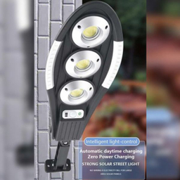 چراغ پارکی خورشیدی سولونیکس مدل راکتی LED 18650