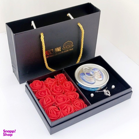 گردنبند زنانه مدل مروارید عشق به همراه باکس گل