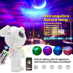 چراغ خواب مدل فضانورد کهکشانی اسپیکر دار کد 03 به همراه جاکلیدی مجموعه 2 عددی