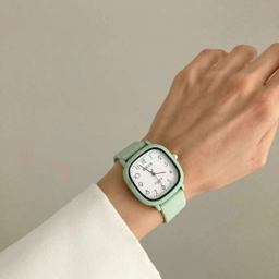 ساعت مچی عقربه ای زنانه طرح Bolun مدل MK_22084