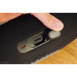 اسپیکر بلوتوثی جی بی ال (JBL) مدل Charge 5