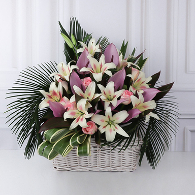 سبد گل طبیعی رز و لیلیوم ویهان