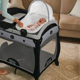 تخت و پارک کودک گراکو مدل newborn2toddler