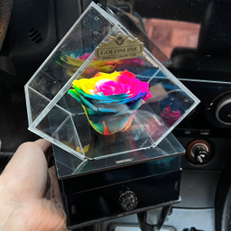 باکس جاودان گل آنلاین مدل آوا به همراه شکلات