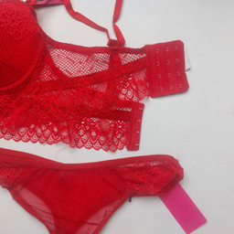 ست شورت و سوتین زنانه برتا کد 6077RP رنگ قرمز