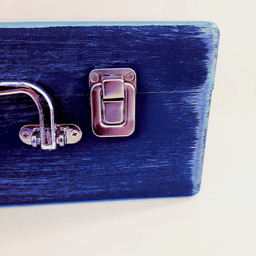 جعبه هدیه چوبی مدل چمدان طرح خطاطی کد WS128