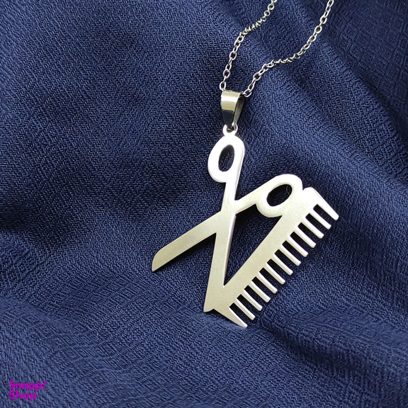 گردنبند استیل مدل شانه و قیچی کد Am011 رنگ نقره ای