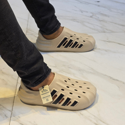 دمپایی مردانه زیتون مدل سامبا کد 46789 رنگ نسکافه ای