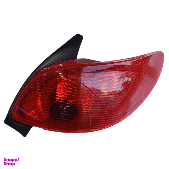 چراغ عقب راست نوین پارت مدل 2910 مناسب پژو 206 هاچبک