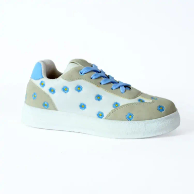 کفش راحتی زنانه مدل بابونه گلدوزی کد 32341 رنگ سفید آبی