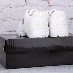 کفش ورزشی زنانه مدل نیوبالانس 530 کد 2347 رنگ سفید