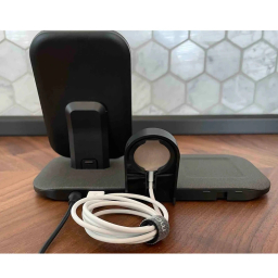 استند شارژر وایرلس موفی مدل Universal Wireless Charging Stand Plus