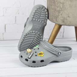 صندل مردانه زیتون مدل کراکس دار رنگ طوسی