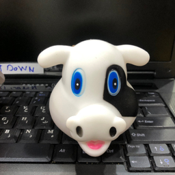 اسباب بازی سگ و گربه مدل کله گاو صدادار سوتک دار