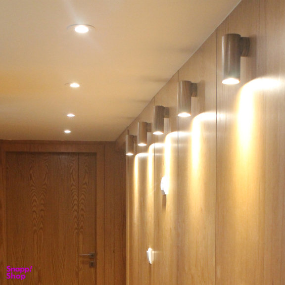 چراغ دیواری چشمه نور کد HN90821