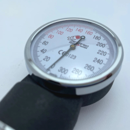 فشارسنج عقربه ای زنیت مد مدل ZTH-5001 به همراه گوشی طبی مدل ZTH-5001