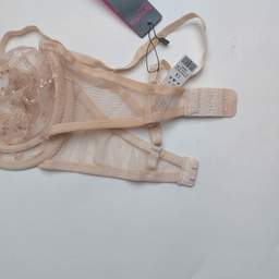 ست شورت و سوتین زنانه برتا کد 2020C رنگ کرم