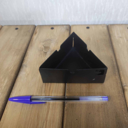 زیرسیگاری مدل کافه ای طرح مثلثی کد 10