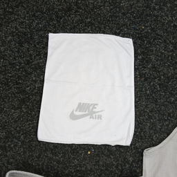 ست تاپ و شلوارک و اسکارف ورزشی مردانه طرح نایک کد 1592 رنگ طوسی