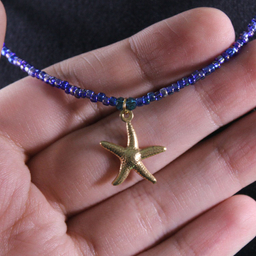 گردنبند زنانه طرح ستاره دریایی مدل دست ساز منجوقی کد 05